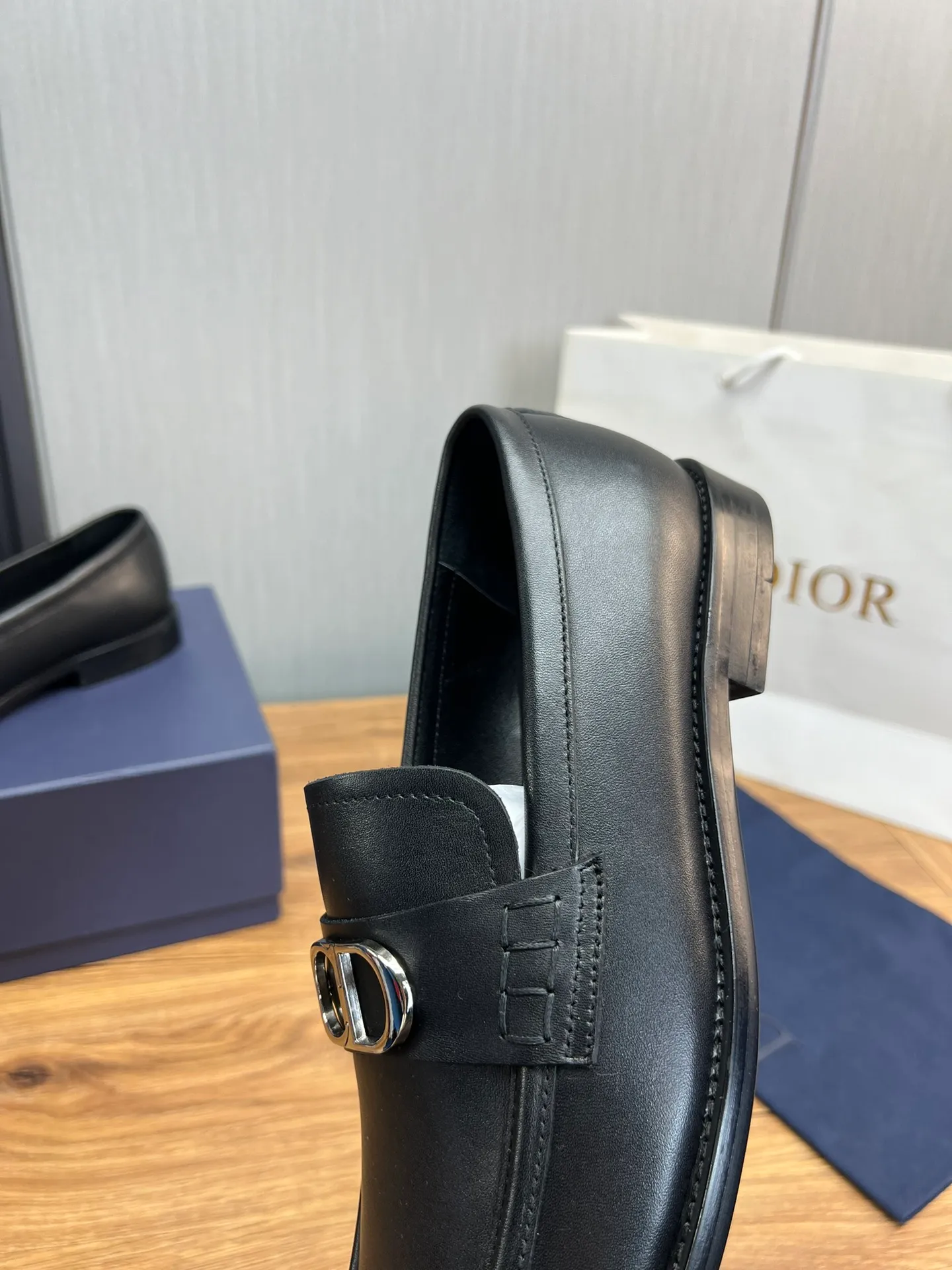 Men's men's shoes💰560💰 Dior men's business casual leather shoes👞all use imported original brand leather, just to create a more comfortable wearing experience, upper: original cowhide➕imported sheepskin lining, original non-slip and wear-resistant rubber outsole✔️36-45 (38.45 non-returnable)